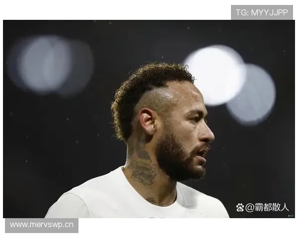 塞维利亚财政危机影响逐步反映，球队赛季走势受到制约